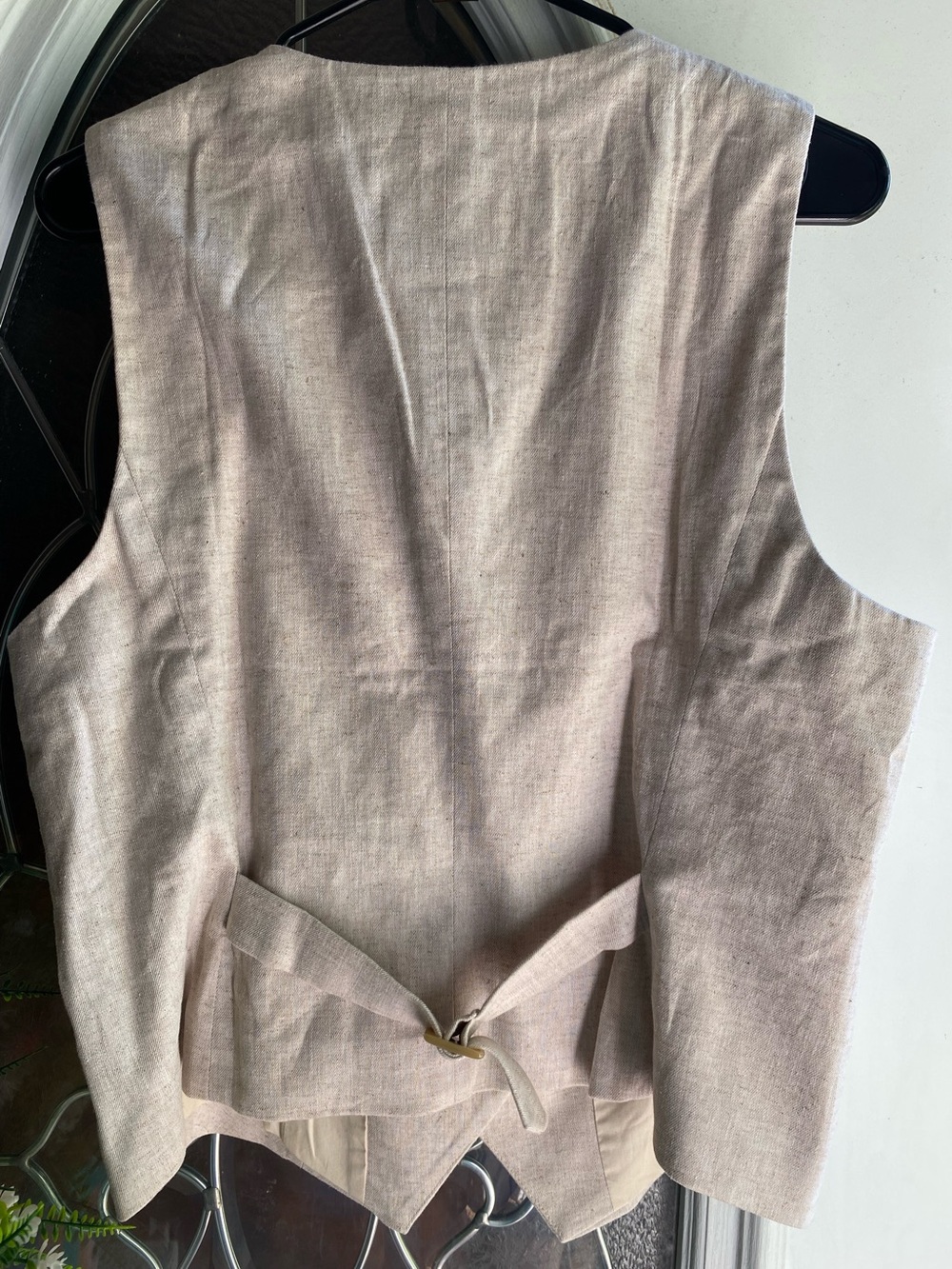 🆕 NWT BR Linen Vest - Oatmeal - Sz L - Picture 4 of 5